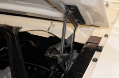 SFM6S090 Hood Hinge Left a